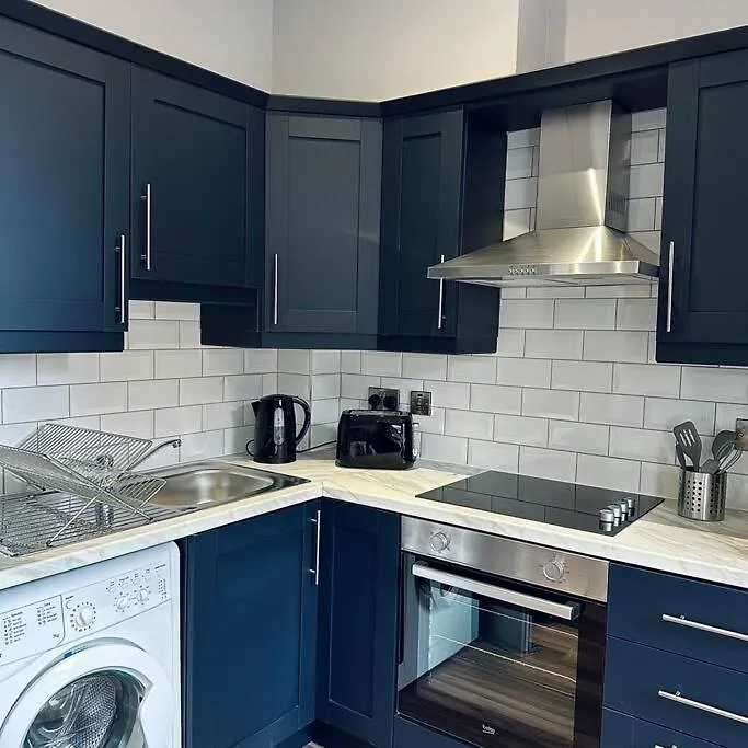 Stylish 2 Bedroom City Apartment Belfast